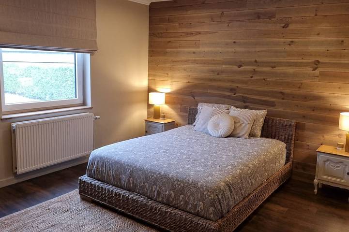 Location de vacances pour 4 personnes, avec jardin et terrasse dans Han-sur-Lesse - 2