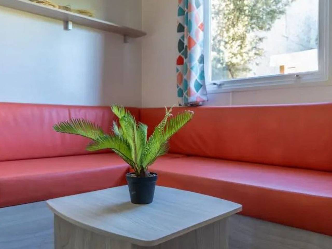 Mobil-home 5 pers, Terrasse à La Rouquette in Calvisson, Région de Nîmes