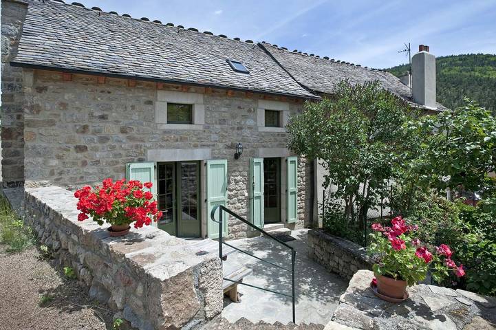Gîte pour 6 personnes, avec jardin