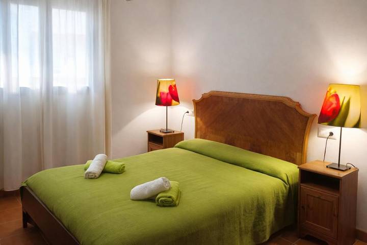 Apartamento para 13 personas, con vistas y balcón, Se admiten mascotas en Noguera