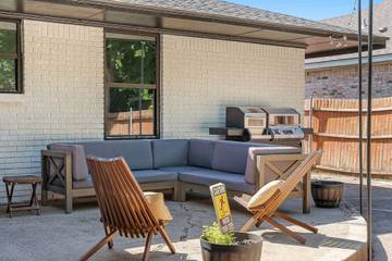 Vacation Home for 8 Guests in Dallas, Dallas County, Picture 1