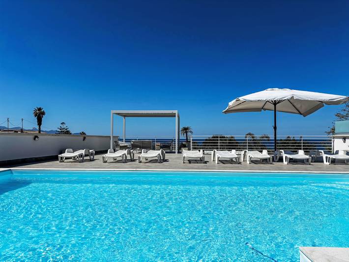 Location de vacances pour 4 personnes, avec piscine et jardin à Balestrate - 2
