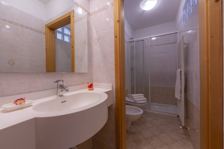 Hütte für 3 Personen, mit Balkon in Livigno - 4