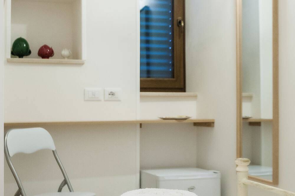 2 Bedroom Private vacation home in Cisternino in Cisternino, Salento