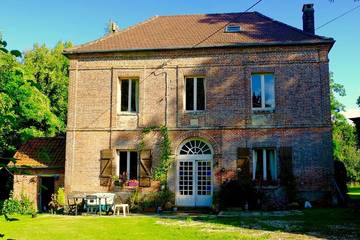 Location de vacances pour 14 personnes, avec terrasse et jardin, animaux acceptés à Bailly-en-Rivière