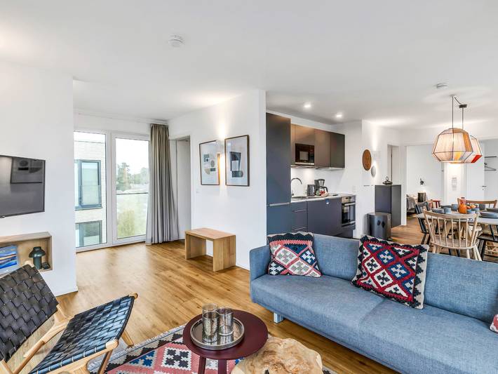 Ferienwohnung für 6 Personen, mit Balkon und Kinderpool sowie Sauna in Lembruch