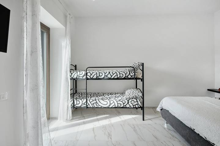 Ferienwohnung für 3 Personen, mit Balkon und Garten in Kampanien - 4