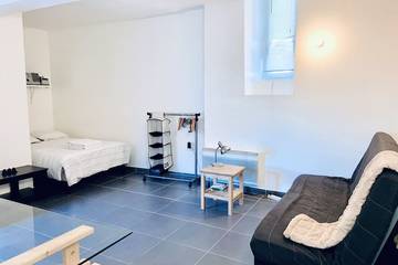 Appartement De Vacances pour 4 Personnes dans Nîmes, Région de Nîmes, Photo 1