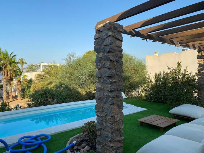 Ferienhaus für 13 Personen, mit Balkon und Terrasse sowie Garten und Pool