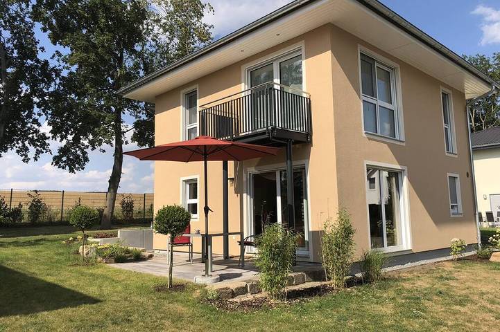 Ferienhaus für 6 Personen, mit Balkon und Garten in Hohenfelden