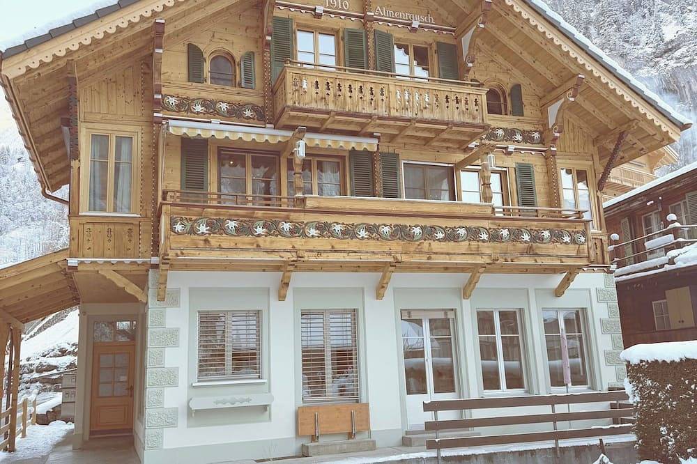 Ferienwohnung in einem reizend Chalet mit Ansichten des Berges,Wasserfall, Fluss in Lauterbrunnen, Verwaltungskreis Interlaken-Oberhasli