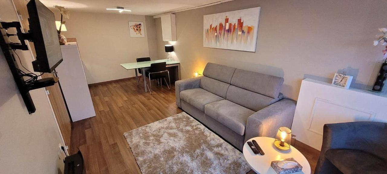 Appartement entier, Studio chaleureux avec parking gratuit in Vandœuvre-lès-Nancy, Région de Nancy