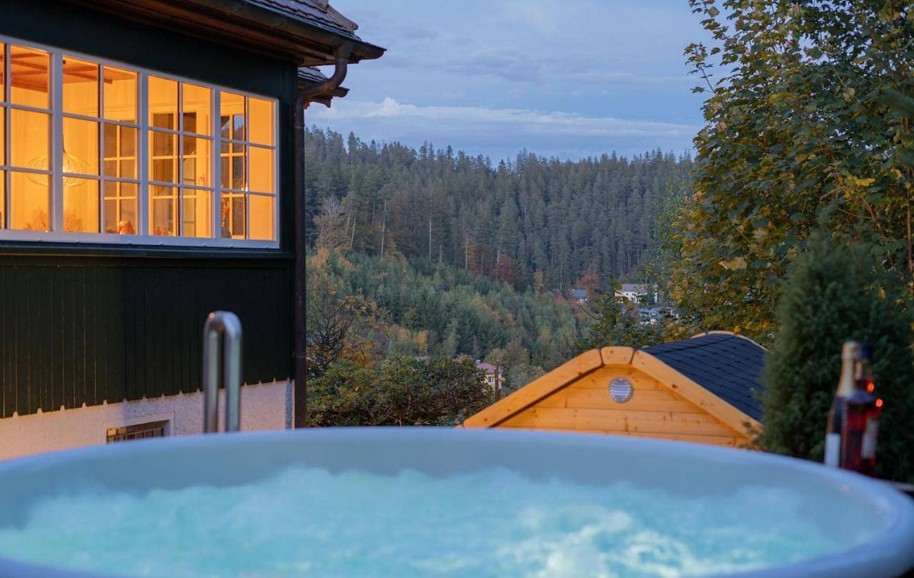 Die Hornwald Lodge - das Ferienhaus für Wellness, Wald & Genuss! in Schonach im Schwarzwald, Südschwarzwald