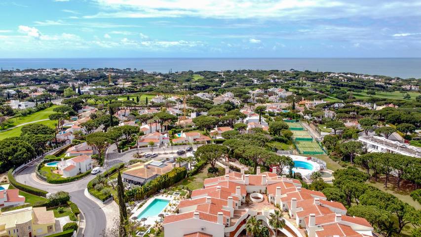 Apartment for 3 people, with garden and balcony in Vale do Lobo