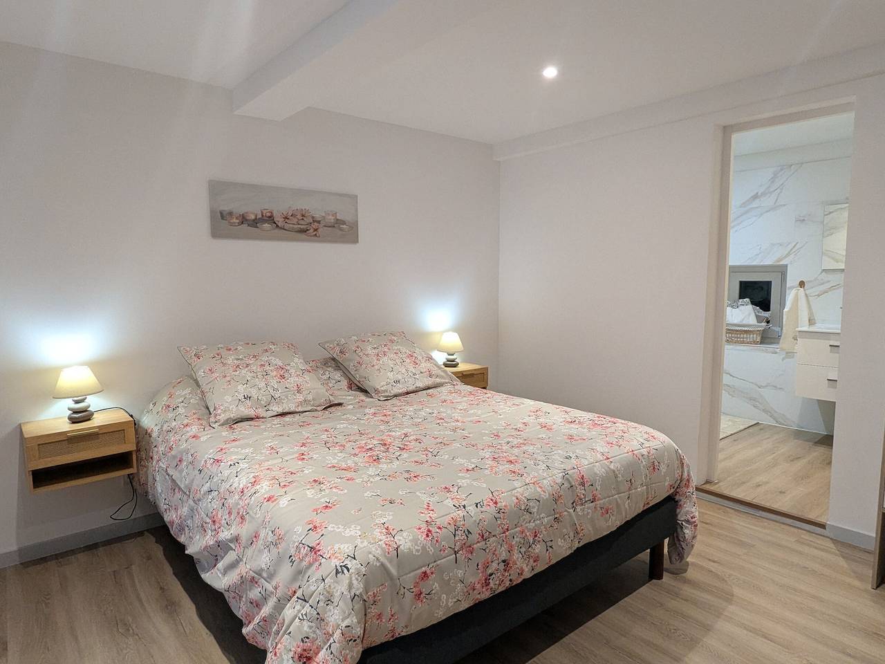 Authentic Village House in Époisses in Époisses, Montbard en omgeving