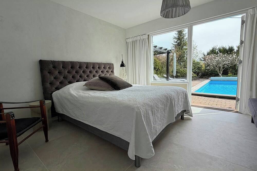 Ferienhaus mit Pool und Aussicht hoch oben in Hornbæk in Hornbæk, Kattegat Küste