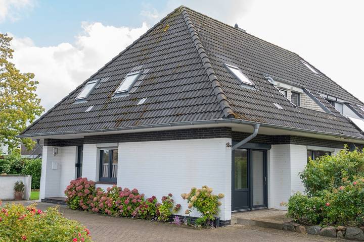 Ferienwohnung für 2 Personen, mit Balkon/Terrasse und Terrasse sowie Garten in Büsum