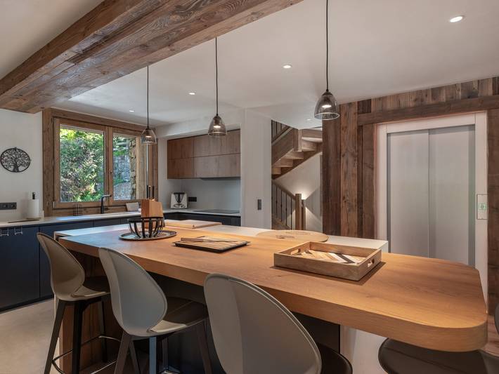 Chalet pour 14 personnes, avec terrasse et jacuzzi en Savoie - 4