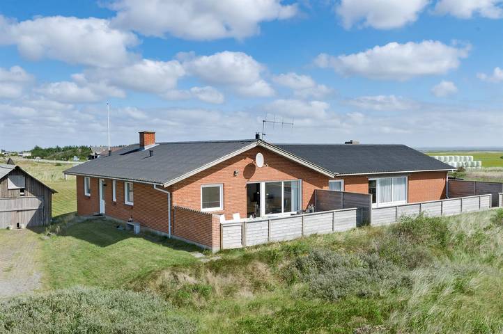 Ferienhaus für 6 Personen, mit Terrasse und Whirlpool - 1