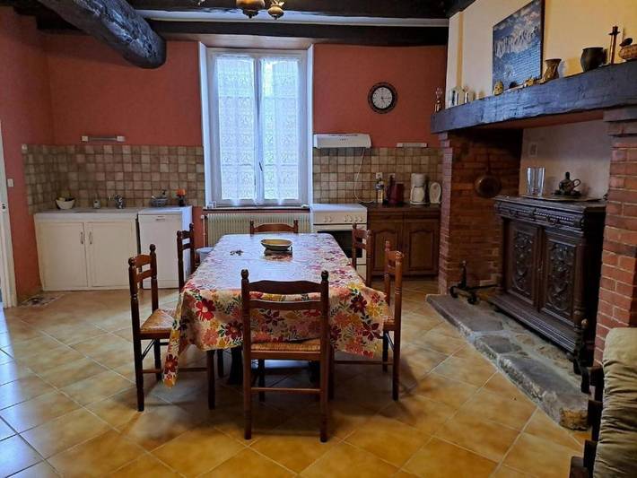 Location de vacances pour 6 personnes, avec vue et jardin, animaux acceptés à Viersat - 2