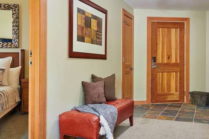 Vacation rental for 4 people, with terrace and hot tub in Snowmass Village