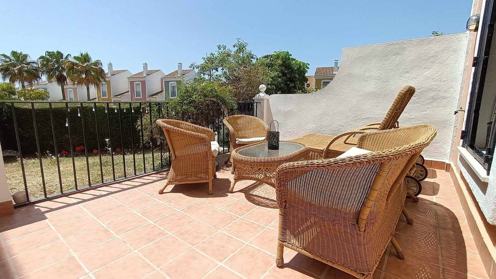 Maison de vacances « Nouvelle Location Bord De Mer » avec vue sur la mer, Wi-Fi et climatisation in Bahia de Casares, Casares