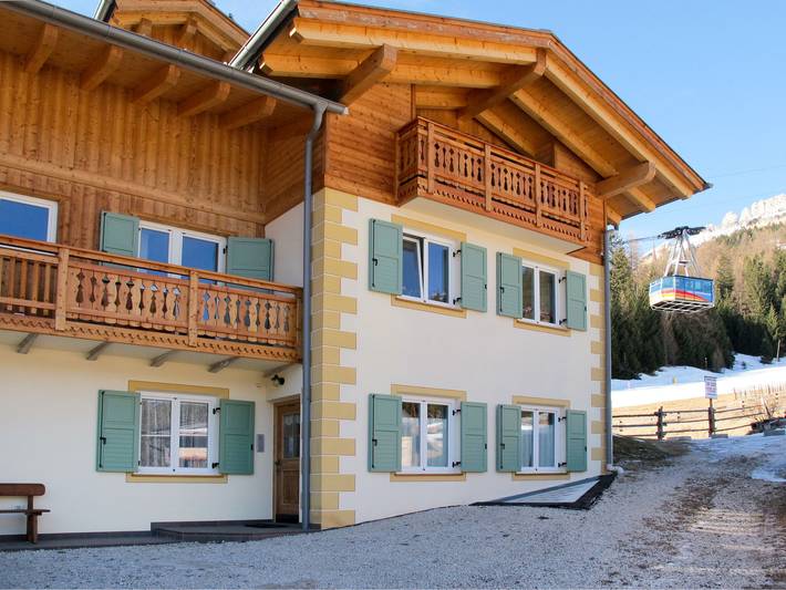 Ferienwohnung für 5 Personen, mit Terrasse im Val di Fassa