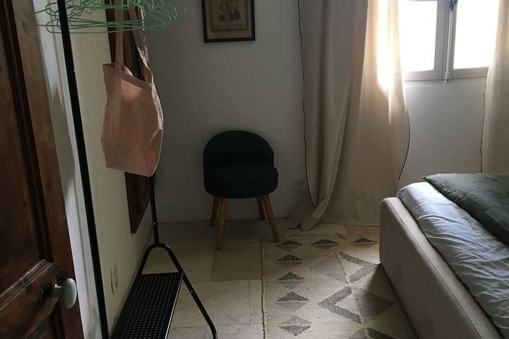Maison Avec Piscine. Ideal Pour Le Festival D'avignon Et D'orange in Villeneuve-lès-Avignon, Nimes und Umgebung