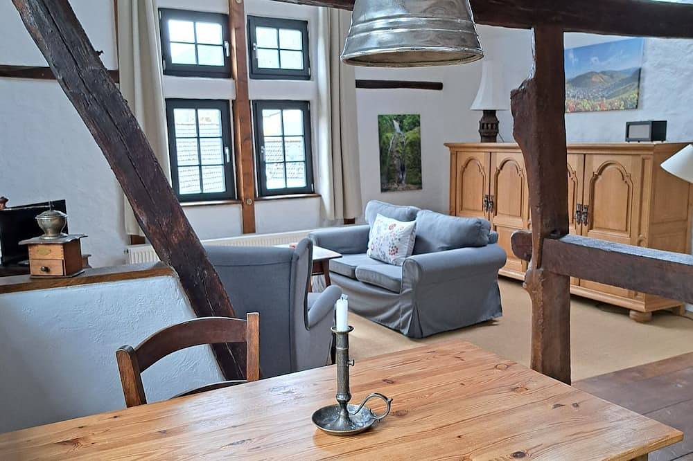 Ganze Wohnung, Traumhafte Eifel Fewo für 2 Personen mit Sauna, Landhaus Garten und Terrasse in Antweiler, Ahrtal
