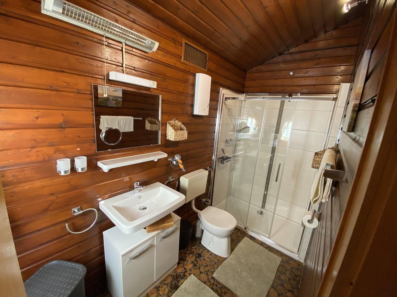 Ganze Ferienwohnung, Ferienhaus Kohl in Manderscheid, Bernkastel-Kues & Umgebung