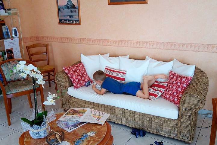 Gîte pour 3 personnes, avec Terrasse et Jardin dans Abbaye Saint Michel - 4