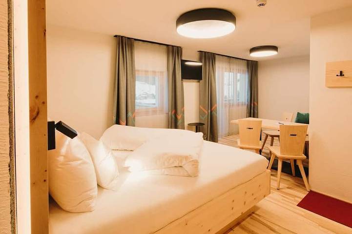 Chambre d’hôte pour 4 personnes, avec Jardin ainsi que Piscine et Sauna à Warth