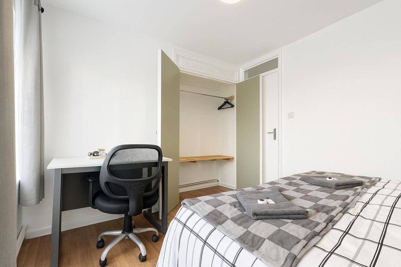 Wycombe Oasis - Cozy 3-Bed House Retreat in High Wycombe, Chiltern Hills