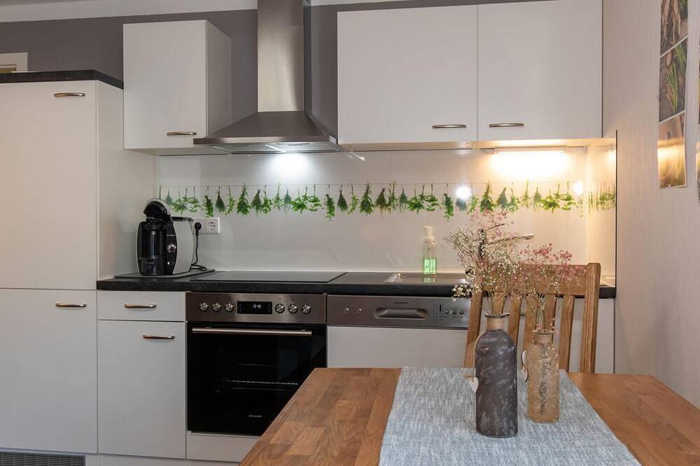 Ganze Wohnung, Ferienwohnung Arendt - Appartement/Fewo, Dusche, Wc, Erdgeschoß/Parterre in Dahn, Pfalz