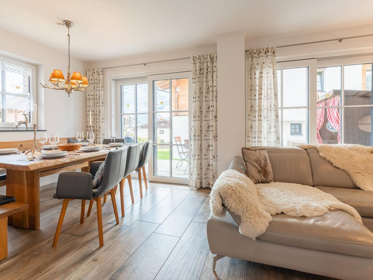 Wunderschönes Chalet mit Wellness und Bar
 in Piesendorf, Pinzgau