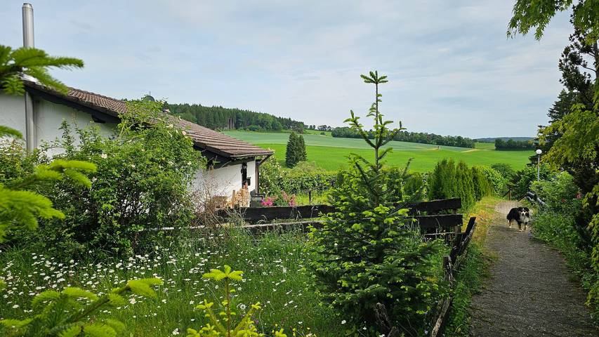Ferienhaus für 4 Personen, mit Garten in der Vulkaneifel