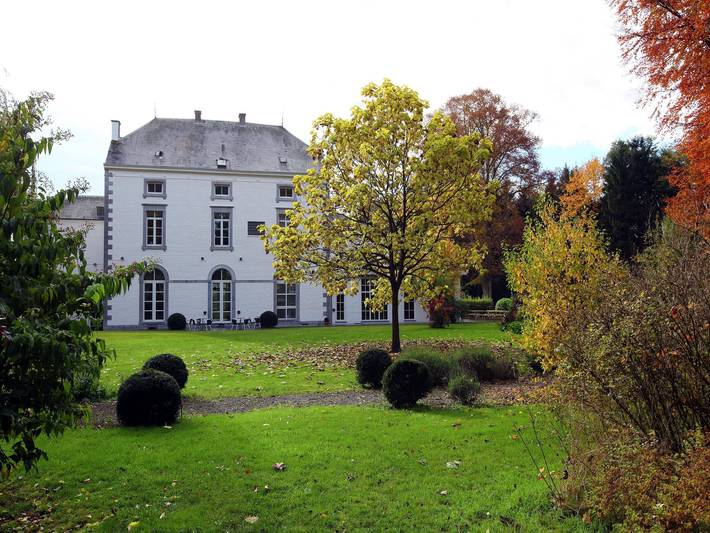 Villa pour 60 personnes, avec piscine et sauna, adapté aux familles en Belgique