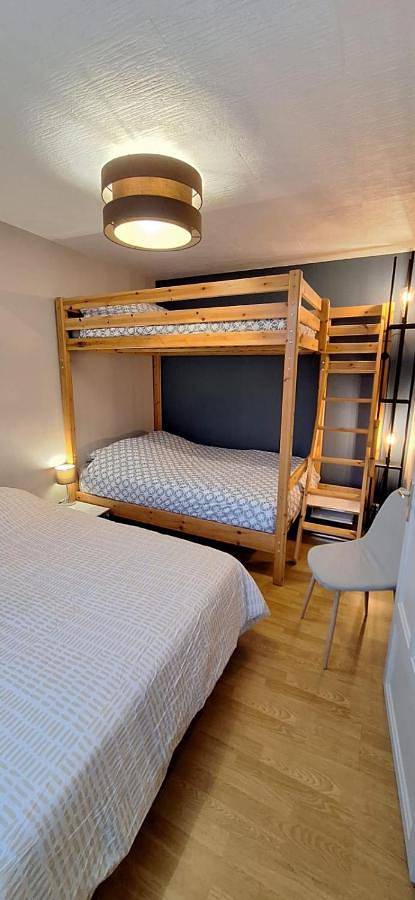 Gîte pour 5 personnes, avec vue à Égliseneuve-d'Entraigues - 3