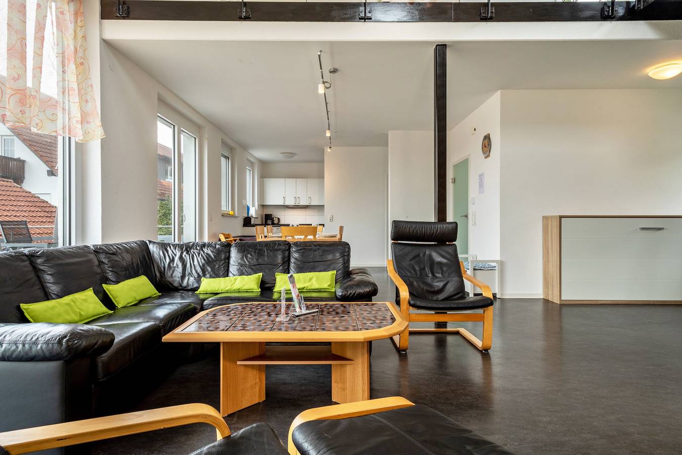 Ganze Wohnung, Ferienwohnung 3, 120qm, mit privater Terrasse, Gemeinschaftsgarten und Wlan in Deggenhausertal, Region Bodensee-Oberschwaben