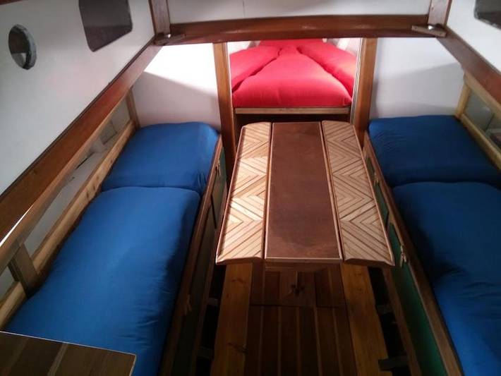 Bateau pour 4 personnes, avec vue et terrasse en Bretagne