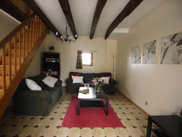 Location de vacances pour 4 personnes, avec piscine et jardin, adapté aux familles à Les Champs-Géraux