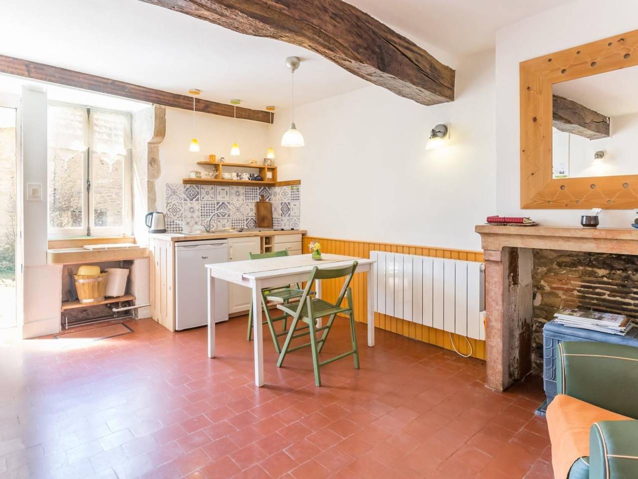 Suite charmante près Beaune avec jardin, terrasse et Wifi in Vauchignon, Région de Beaune