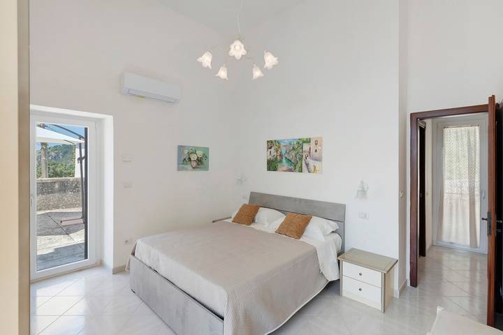 Casa vacacional 'La Casa Di Annarella' con vistas al mar, Wi-Fi y aire acondicionado in San Michele (Salerno), Furore