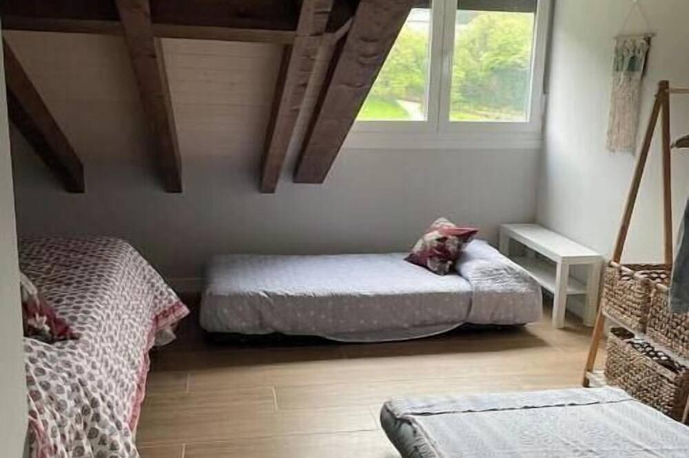 A charming townhouse between the beaches and the mountains in Tineo, Chaîne Cantabrique
