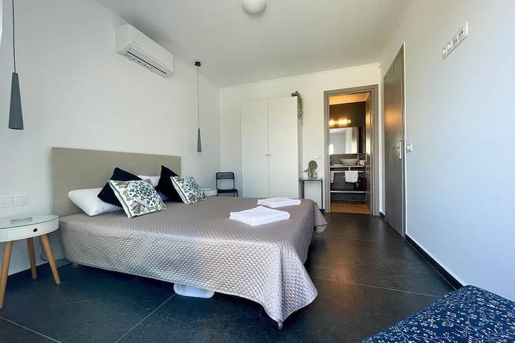 Villa Eleonas offers an unrestricted view of the sea and the surrounding area. in Rethymno en omgeving
