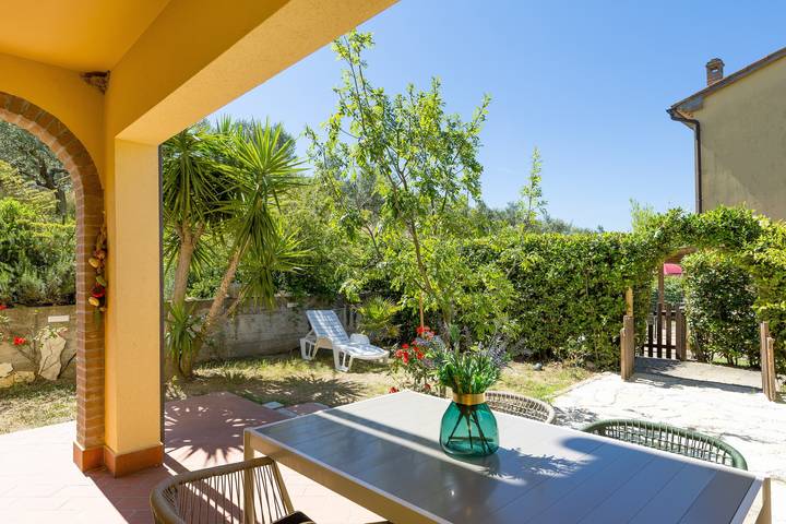 Lido Toscano, privater Garten, Pool und Haustiere erlaubt in Castellina Marittima, Etruskische Küste