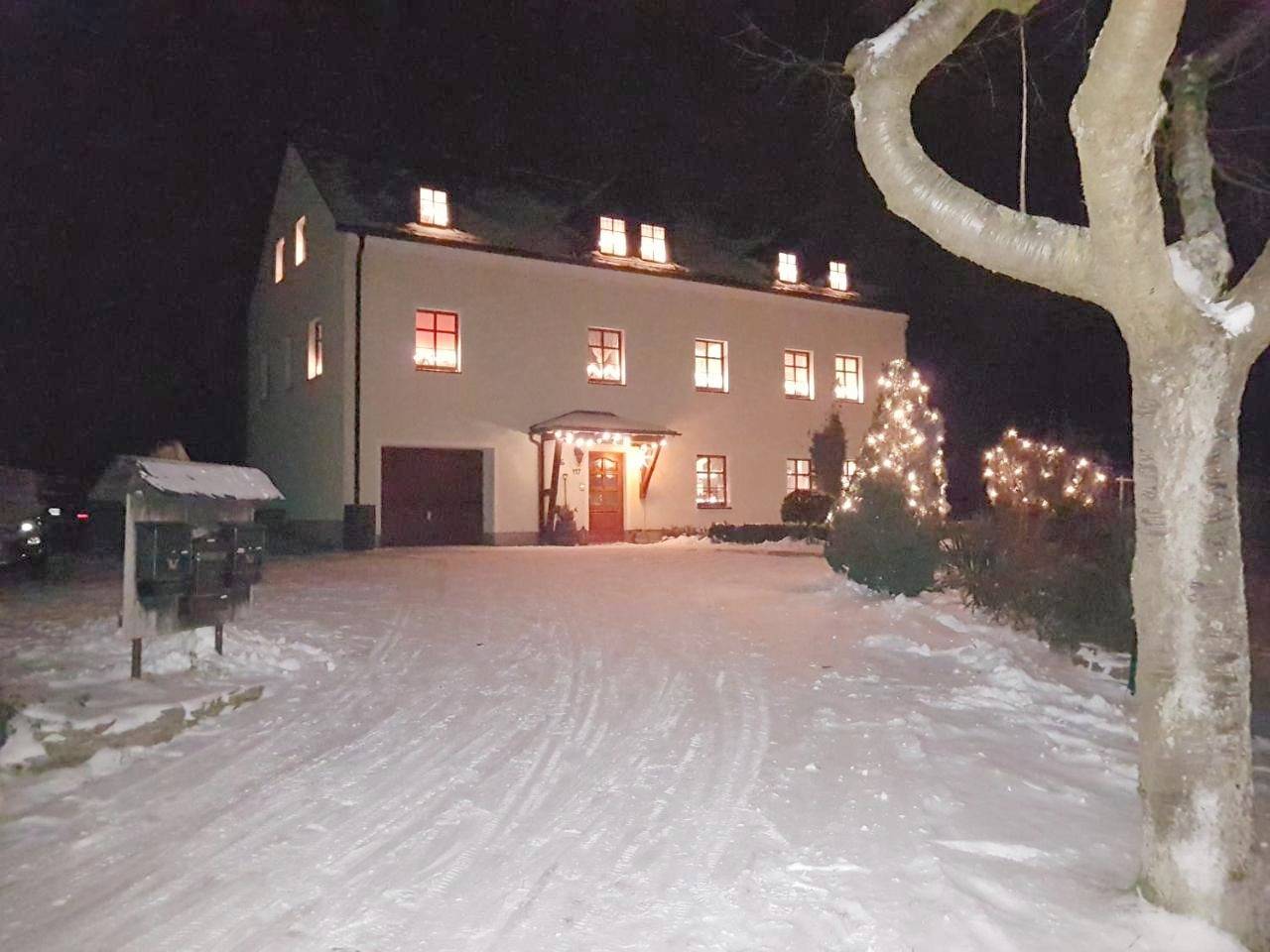 Ganze Wohnung, Strasse des Friedens in Wolkenstein (Deutschland), Erzgebirge