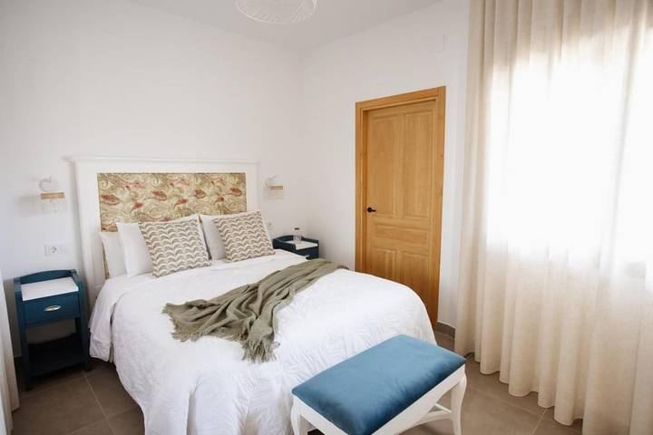 Casa de vacaciones para 8 personas, con vistas además de piscina y jardín, Se admiten mascotas en Provincia de Cáceres - 3