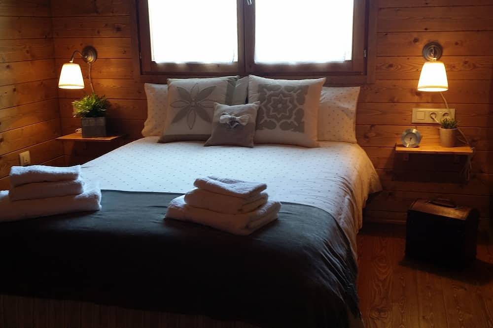 Espectacular casa de madera en estacion de esqui Port de comte in Estació d'esquí Port del Comte, Pedra y Coma