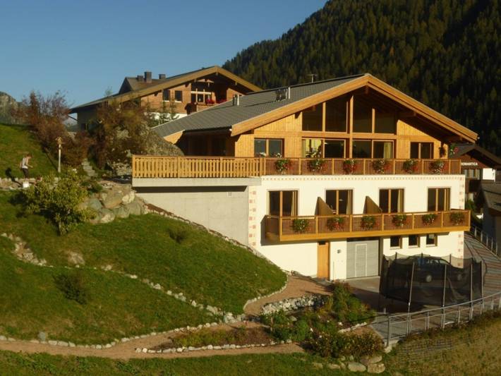 Ferienwohnung für 3 Personen, mit Balkon und Garten in Samnaun